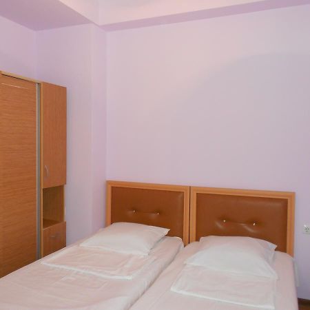 Ucha'S Apartment Batumi Esterno foto
